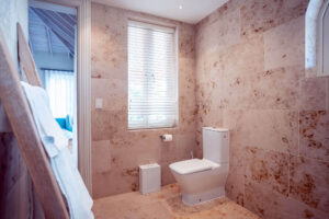 dulcina bathroom 3
